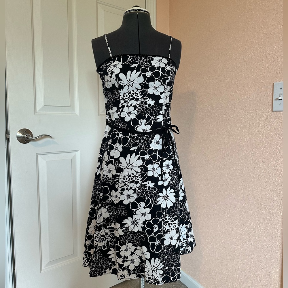 Vintage Y2K New York & Company Dress Black/White Floral Sundress Bow Drop Waist